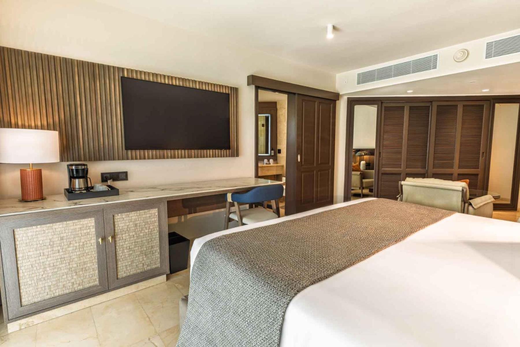 Family Selection Junior Suite