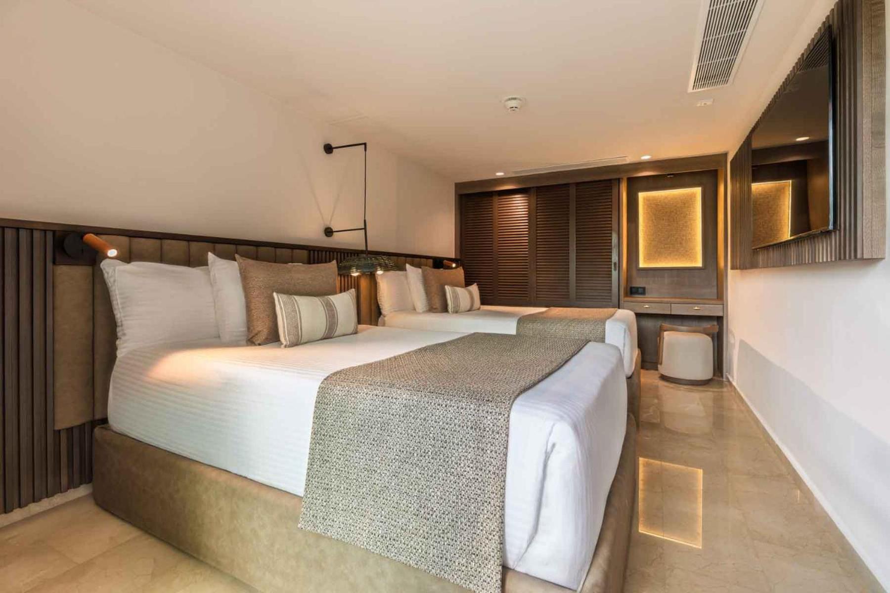 Family Selection Two bedroom Suite Private Pool