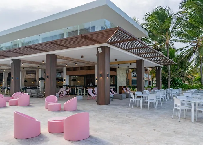 Tropical Deluxe PrincessSpa Hotel